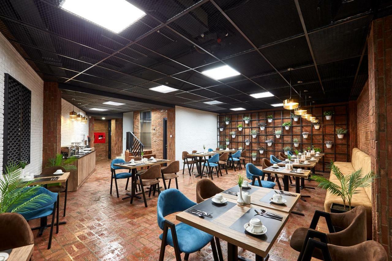 Graphica Tbilisi Hotel Extérieur photo