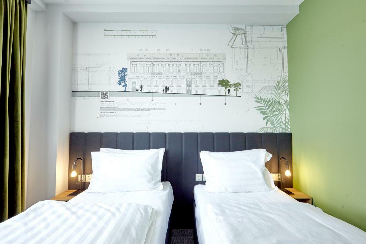 Graphica Tbilisi Hotel Extérieur photo